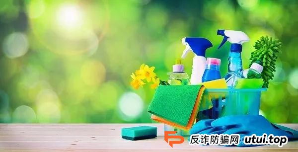 花近3万元买420瓶清洁剂，多地老年人陷入“上门清洁陷阱”！